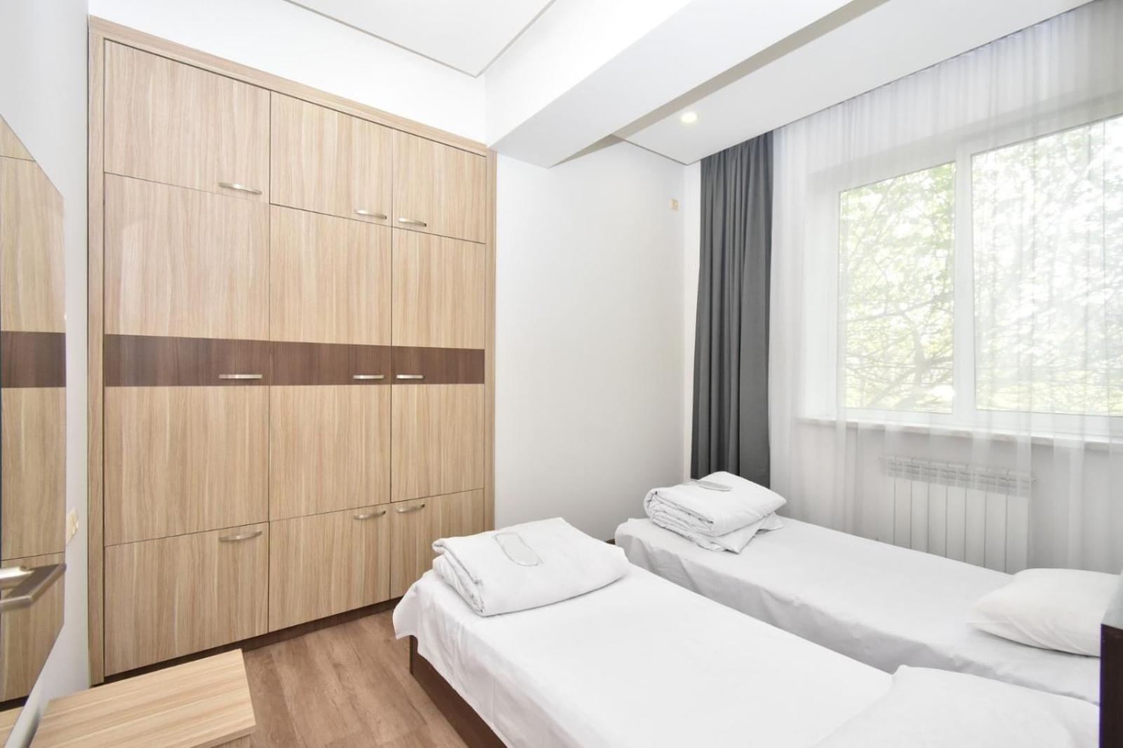 Rent Inn Yerevan On Chaykovski Street Kültér fotó