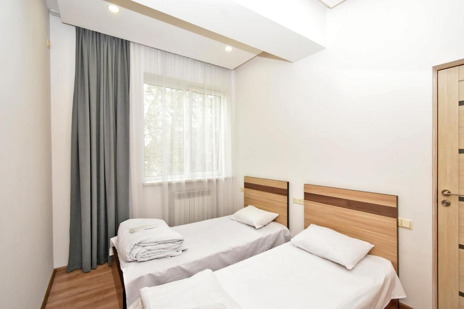 Rent Inn Yerevan On Chaykovski Street Kültér fotó